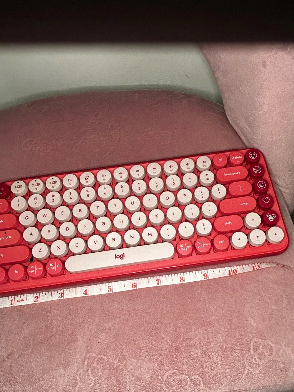 Logitech Heartbreaker Pink Bluetooth POP key Wireless Mechanical Keyboard
